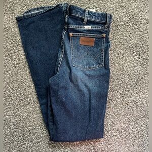 Wrangler high rise boot cut Westward 626